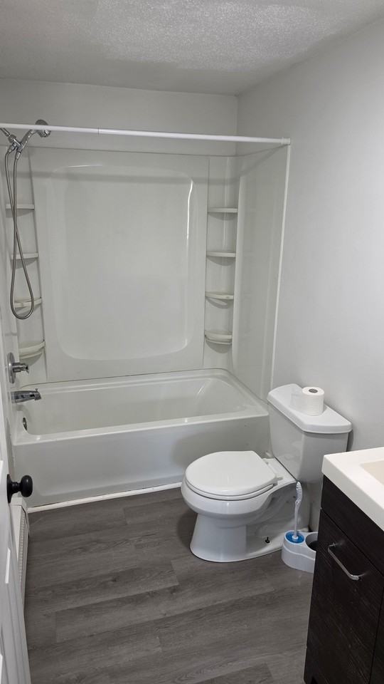 88 Washburn St - Photo 2 of 13