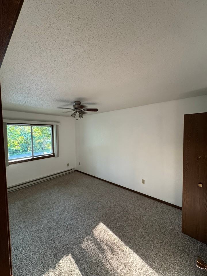 301 Bernice St #B5 - Photo 5 of 8