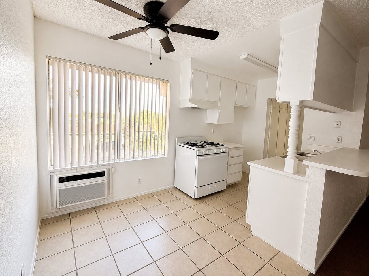 316 E Avenue Q #02 - Photo 2 of 13