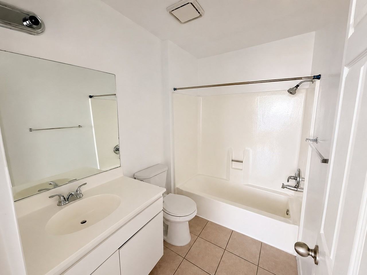 316 E Avenue Q #02 - Photo 7 of 13