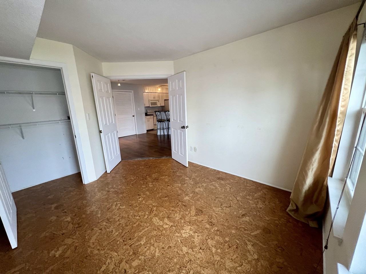 3 Forest Glen Cir #3 - Photo 2 of 12