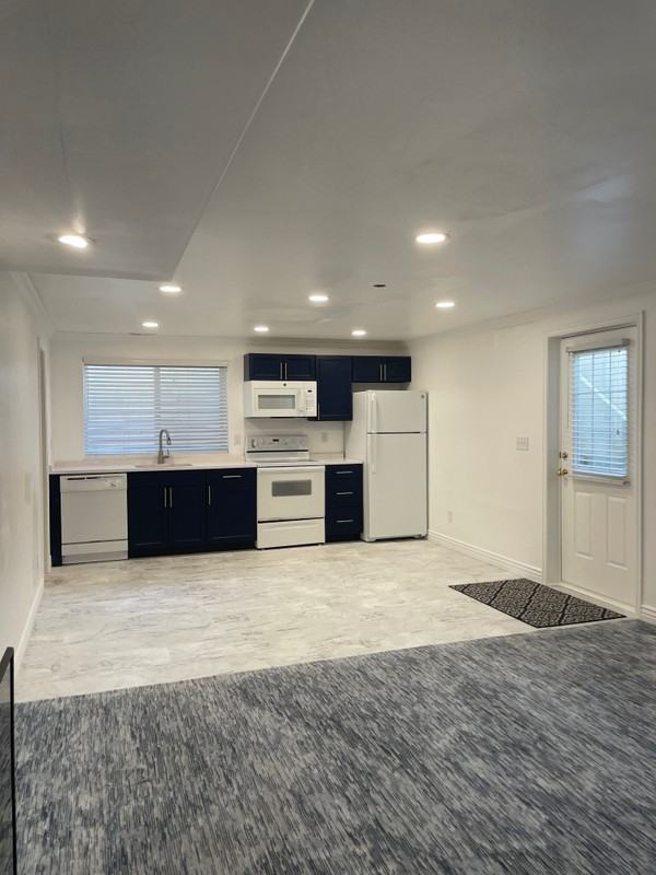 1053 Barton Ct #BS - Photo 2 of 9