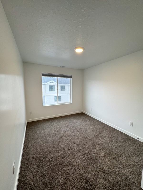 871 E Skiff Way - Photo 3 of 19