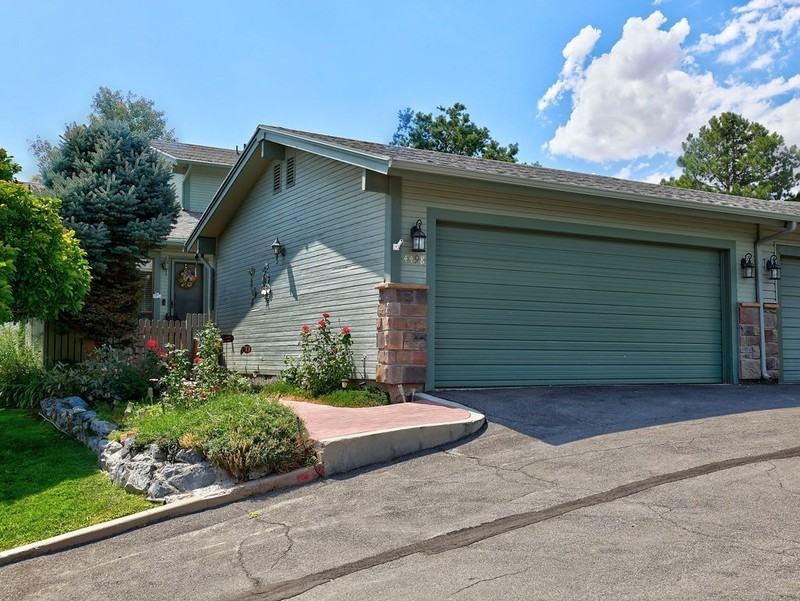 4498 W Skye Dr - Photo 2 of 39