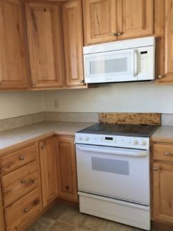 301 S 12th St #A - Photo 2 of 9