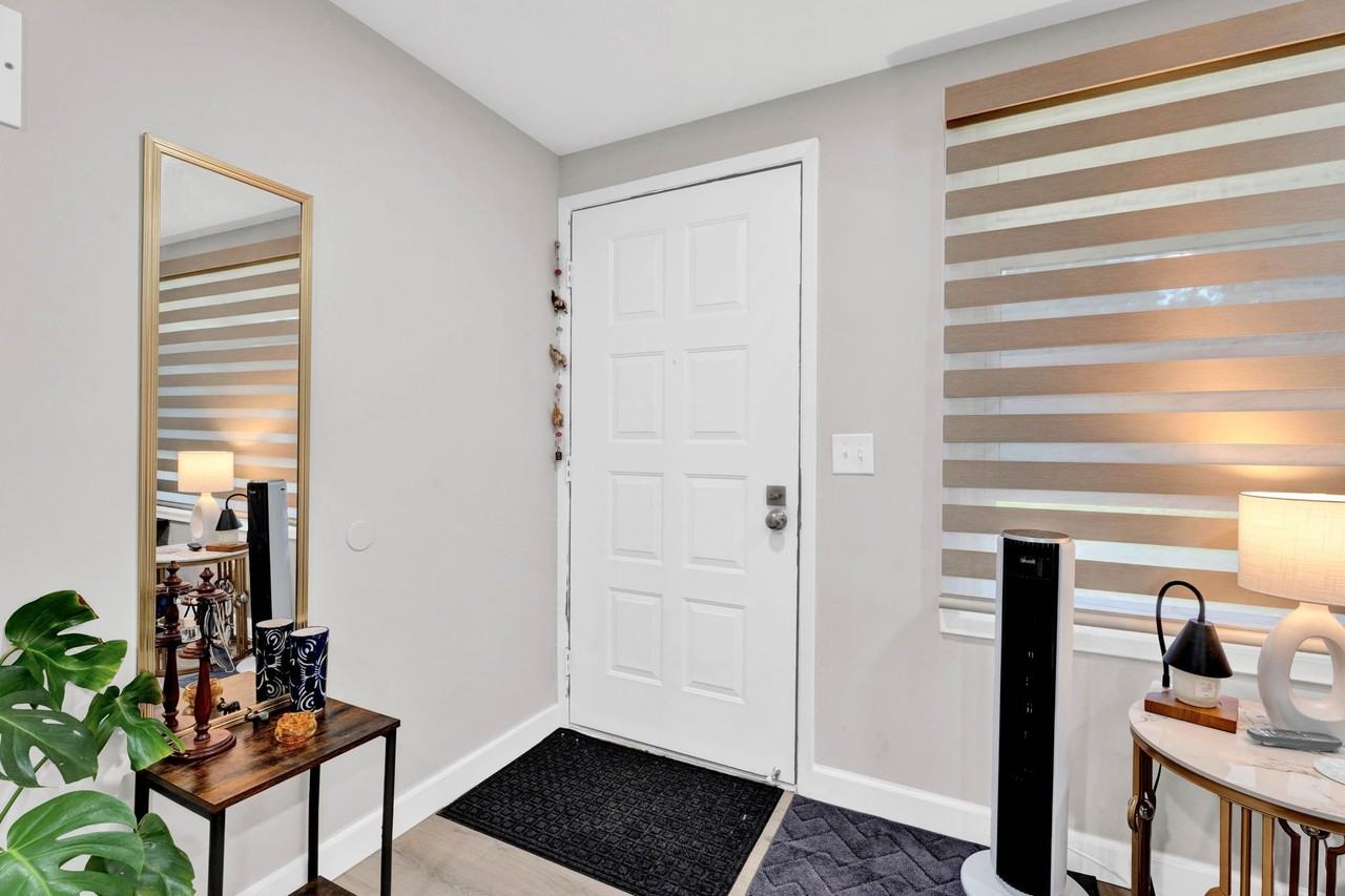 6 Roanoke Ln #104 - Photo 4 of 19