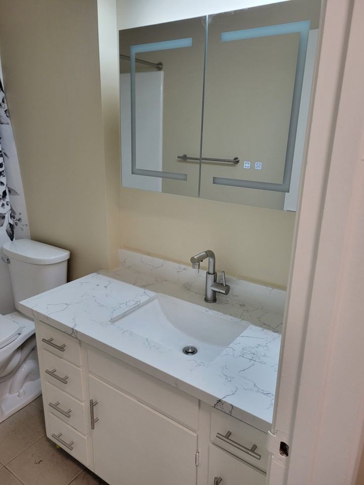 3500 Flora Vista Ave #3 - Photo 2 of 3