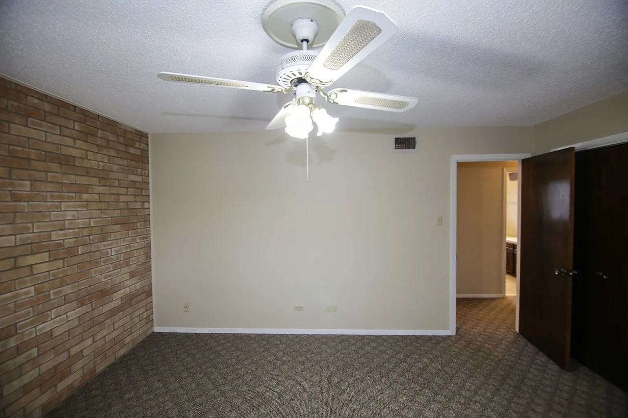 808 W Stubbs St #0 - Photo 7 of 16