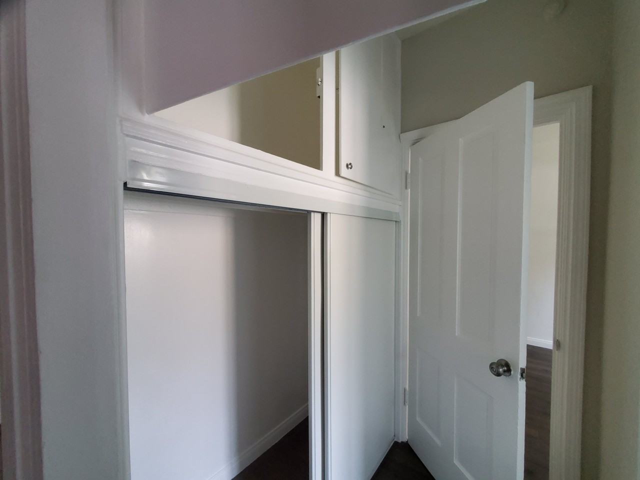845 Sanborn Ave #22 - Photo 6 of 8