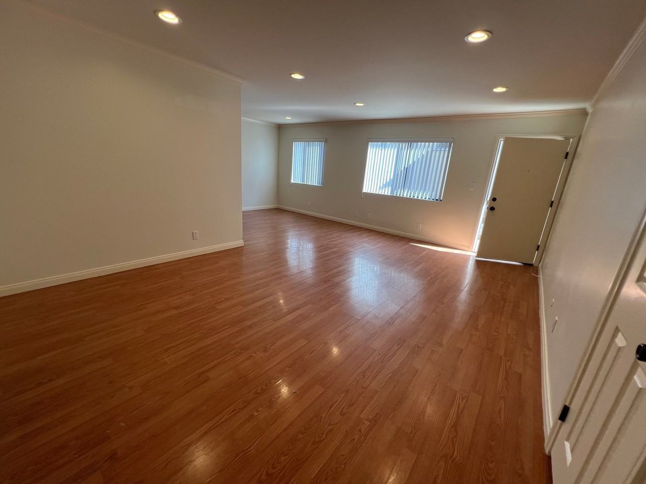 625 E Cypress Ave #B - Photo 2 of 12