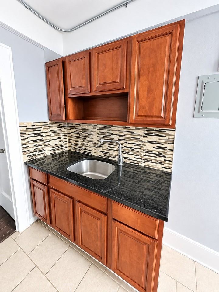 25 N Harrison St #104 - Photo 2 of 8