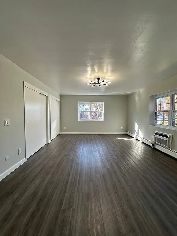 346 Franklin Pl #5 - Photo 5 of 6