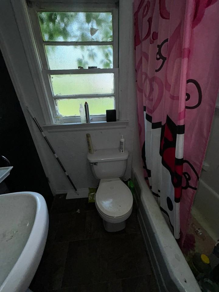 1847 N 56th St - Photo 3 of 29