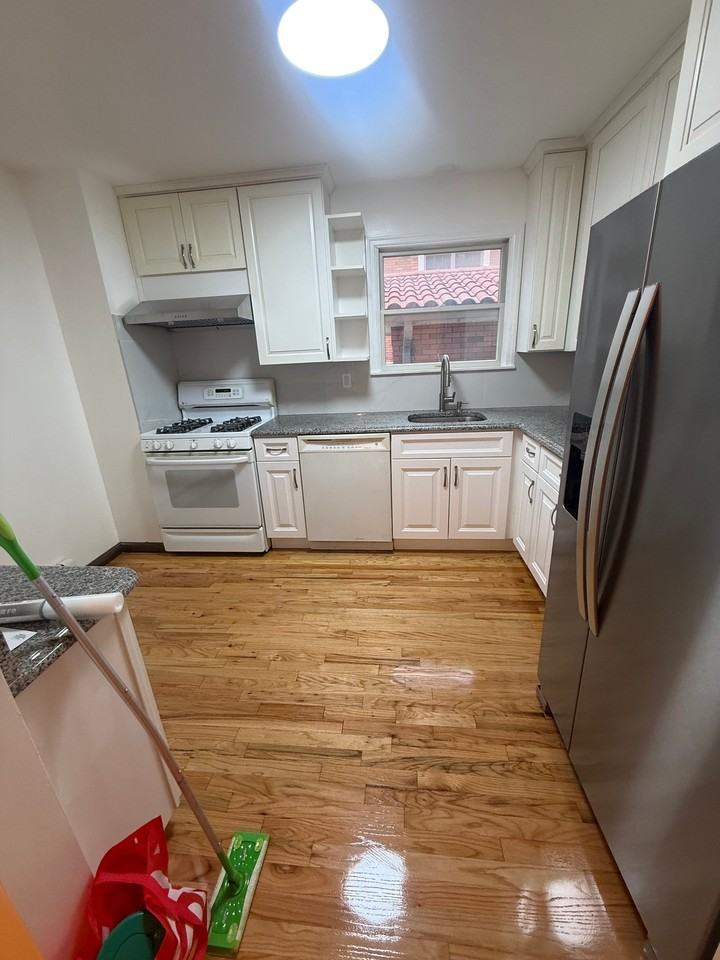 40-17 215th Pl #1stFL - Photo 6 of 15
