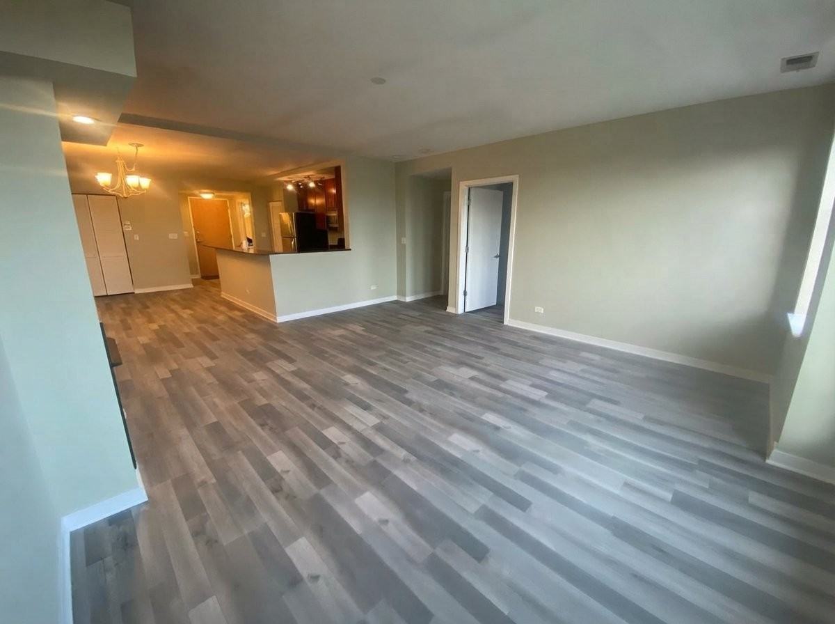 3550 W Montrose Ave #508 - Photo 6 of 15