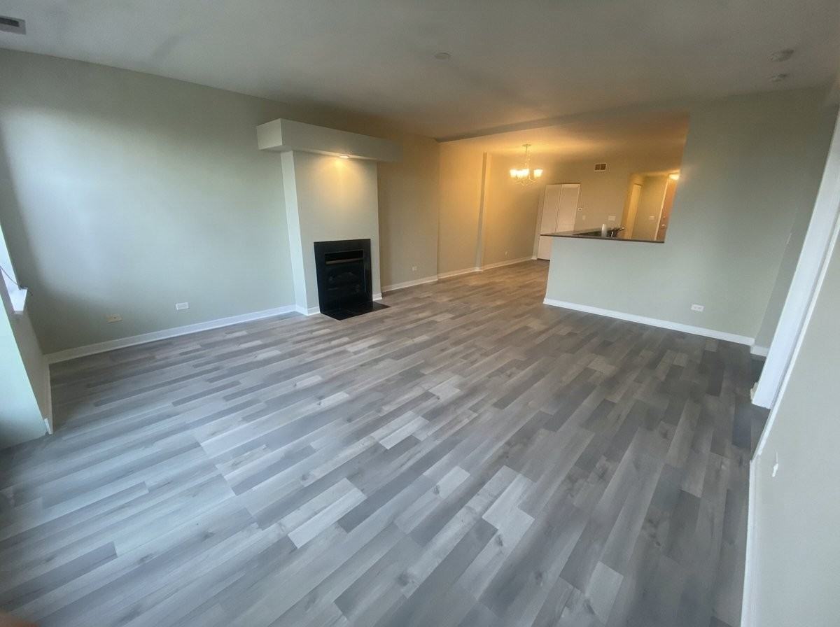 3550 W Montrose Ave #508 - Photo 7 of 15
