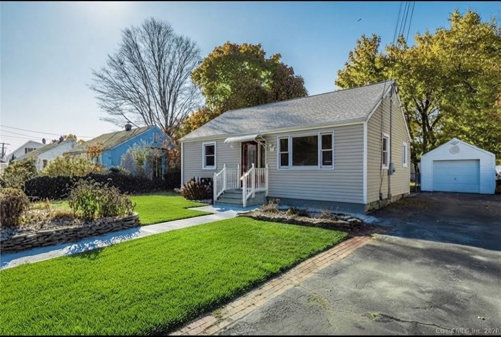 25 Lafayette Ave - Photo 5 of 10