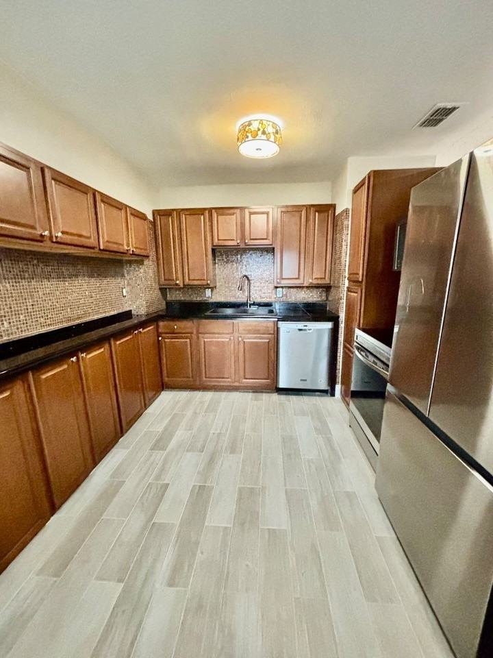 7727 Perugia Ave - Photo 5 of 16