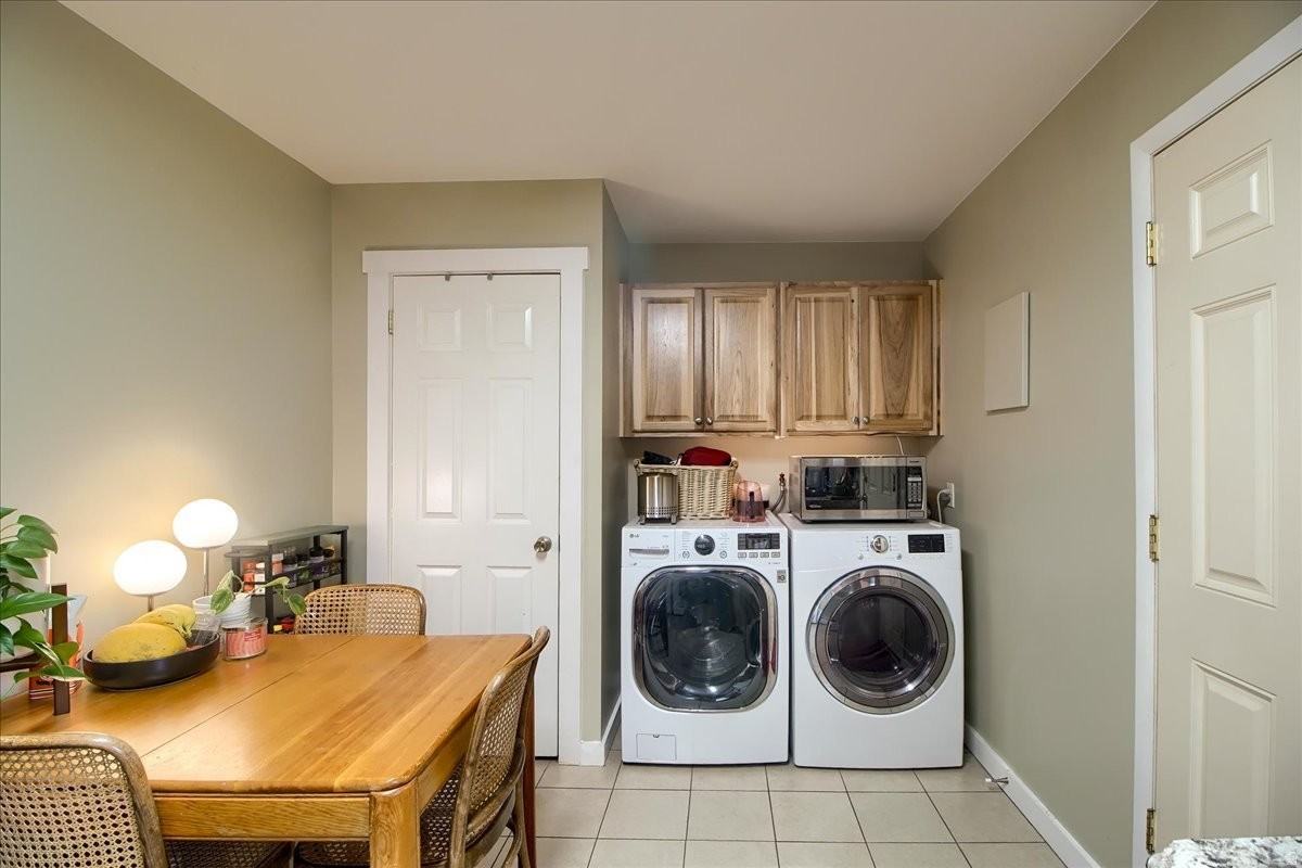 1239 E St #1239 - Photo 6 of 18