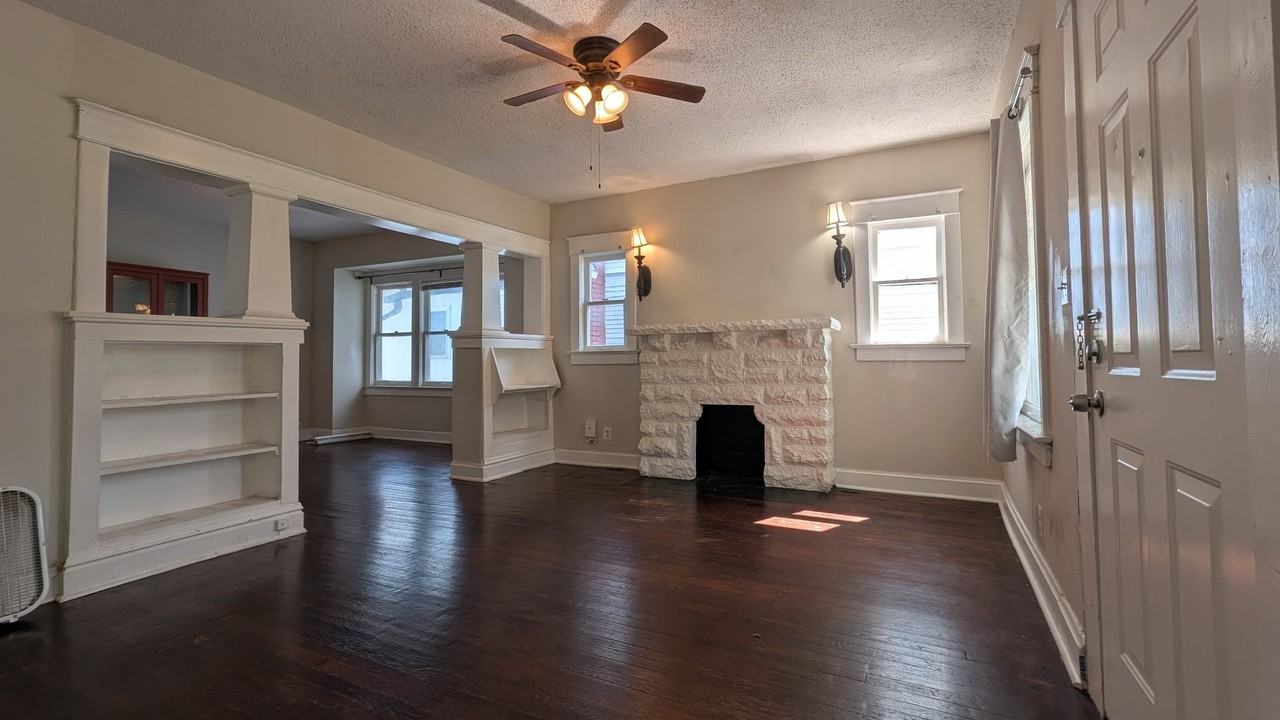 3943 Garfield Ave - Photo 2 of 13