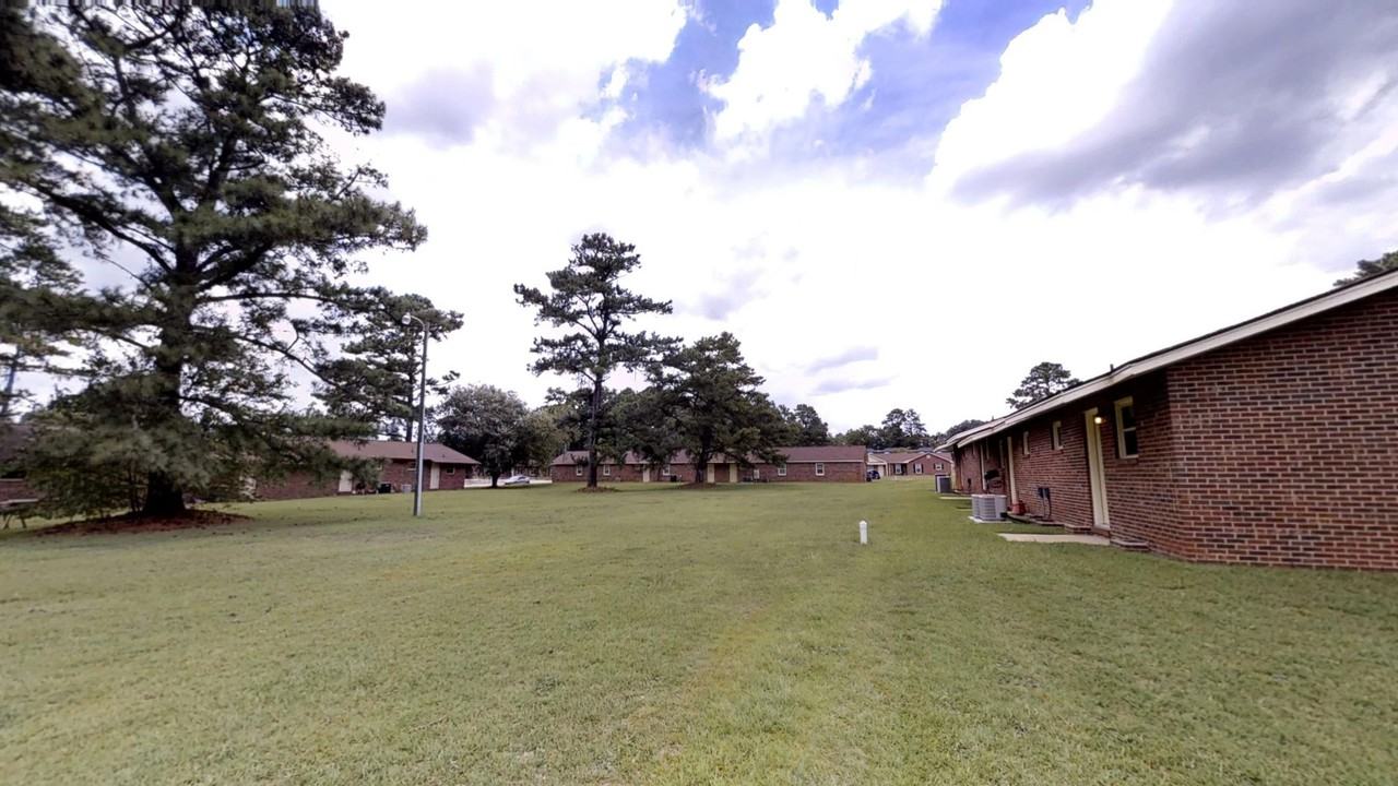 279 Crabapple Cir #108 - Photo 2 of 16