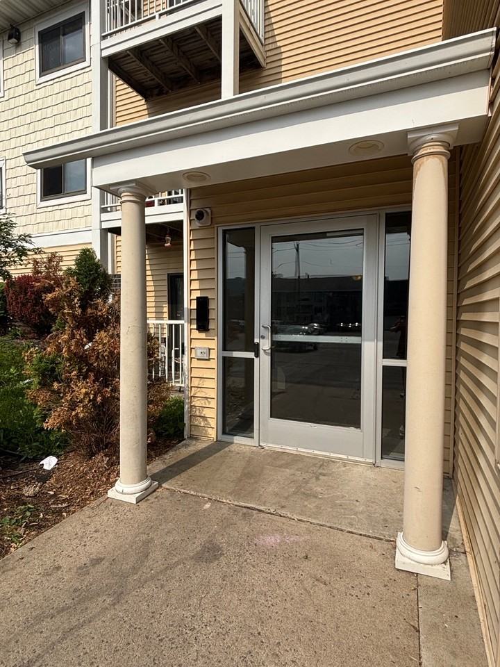 500 12Th St. S St Cloud Mn, #206 - Photo 2 of 16