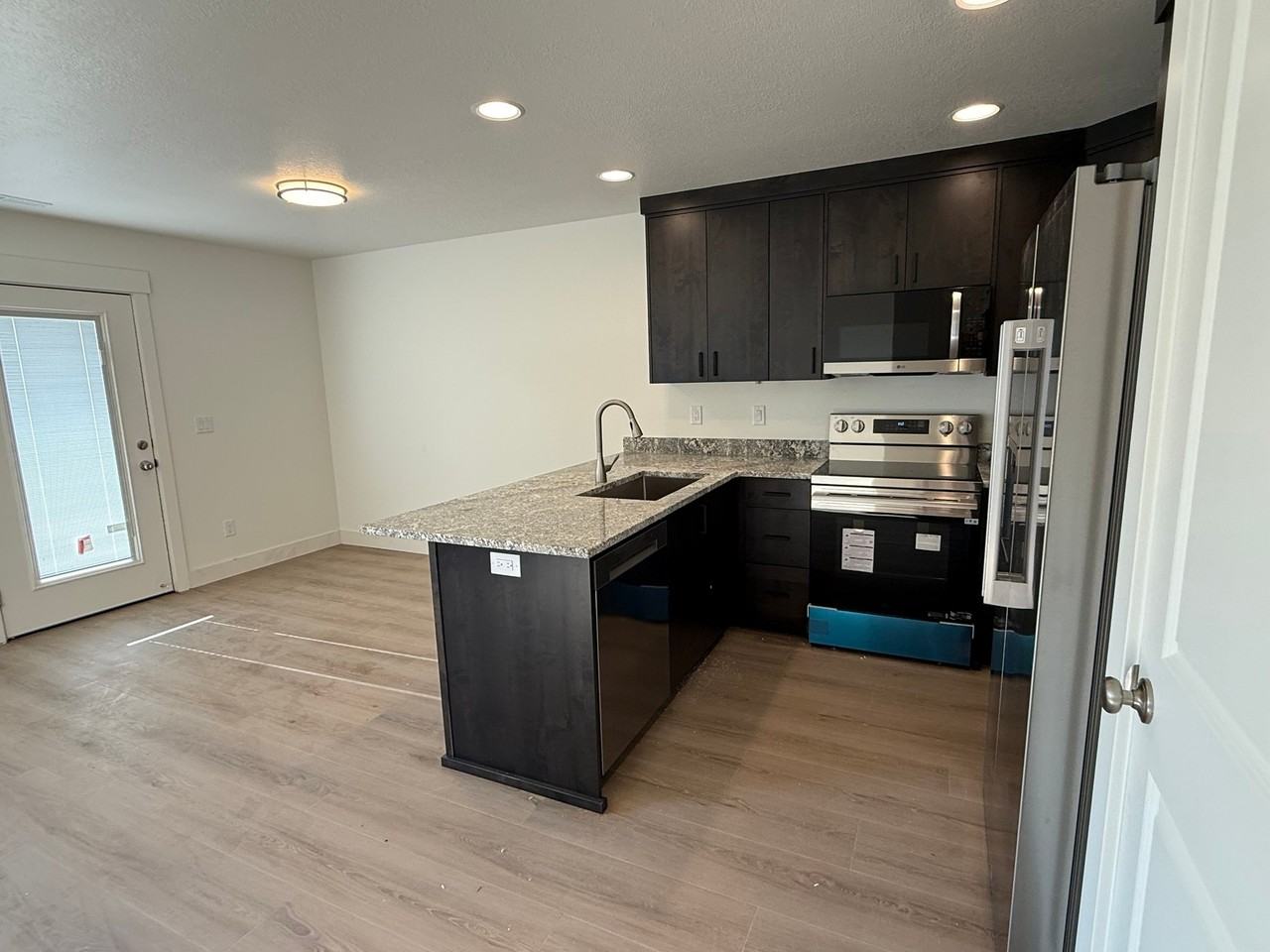 2073 Ne #36 - Photo 5 of 20