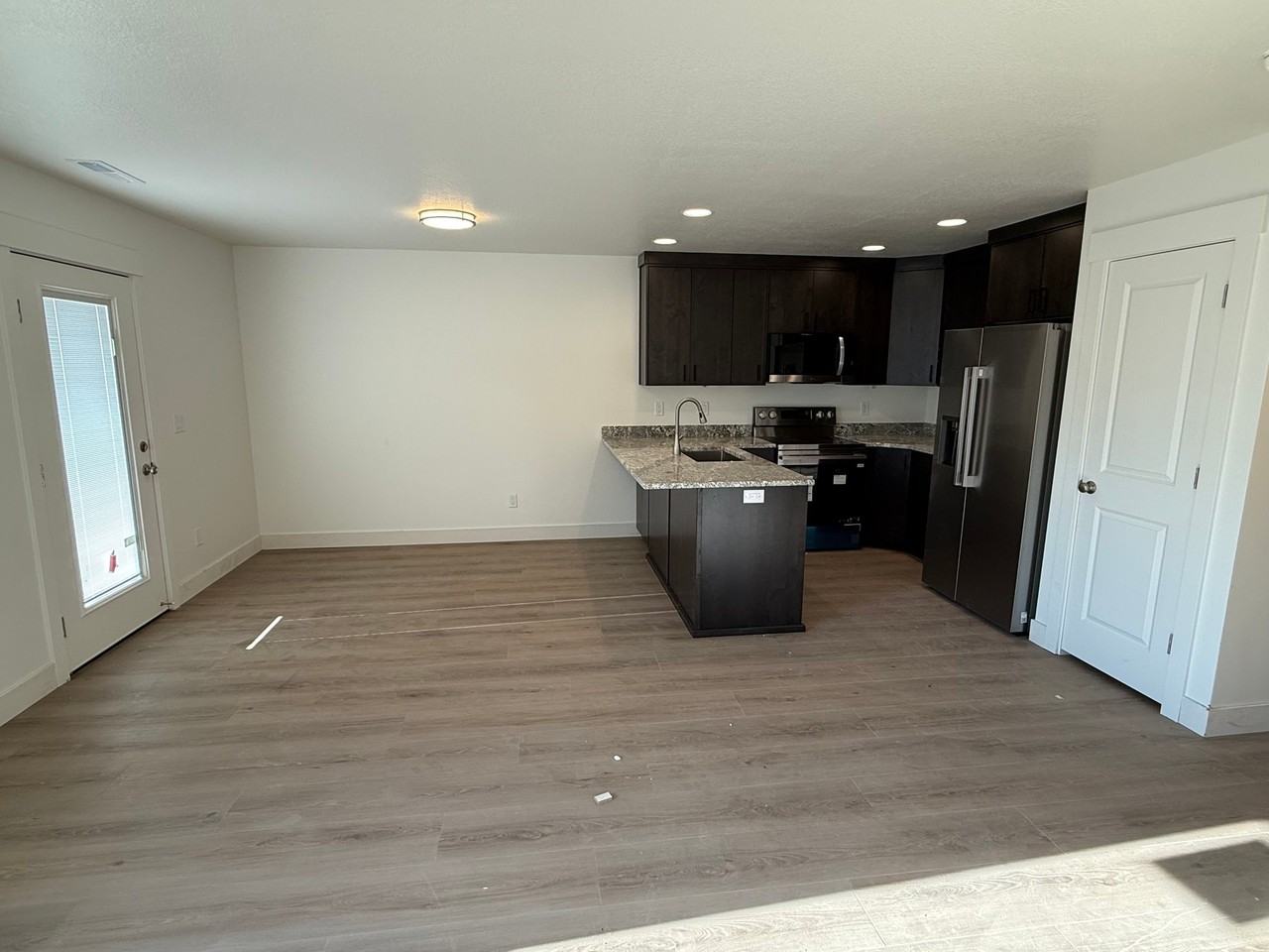 2073 Ne #36 - Photo 7 of 20