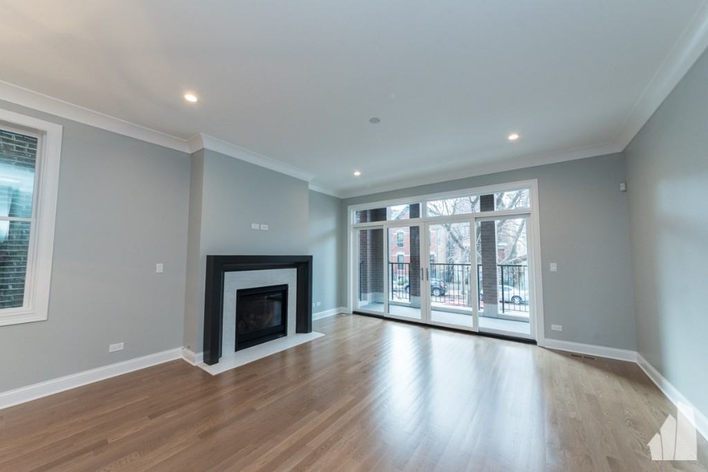 2319 N Southport Ave #2319-3N - Photo 3 of 18