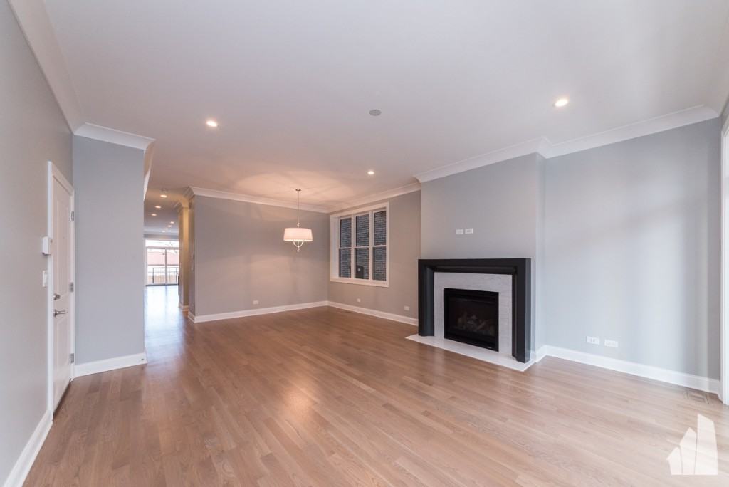2319 N Southport Ave #2319-3N - Photo 4 of 18