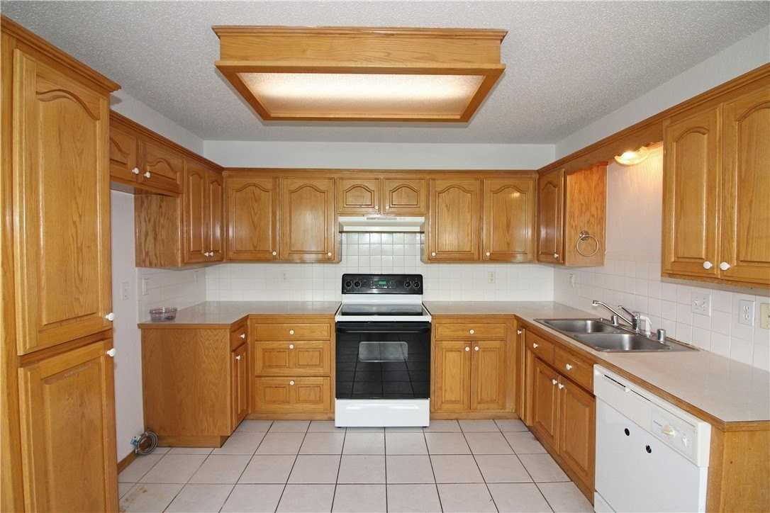 2106 Se S St - Photo 5 of 19