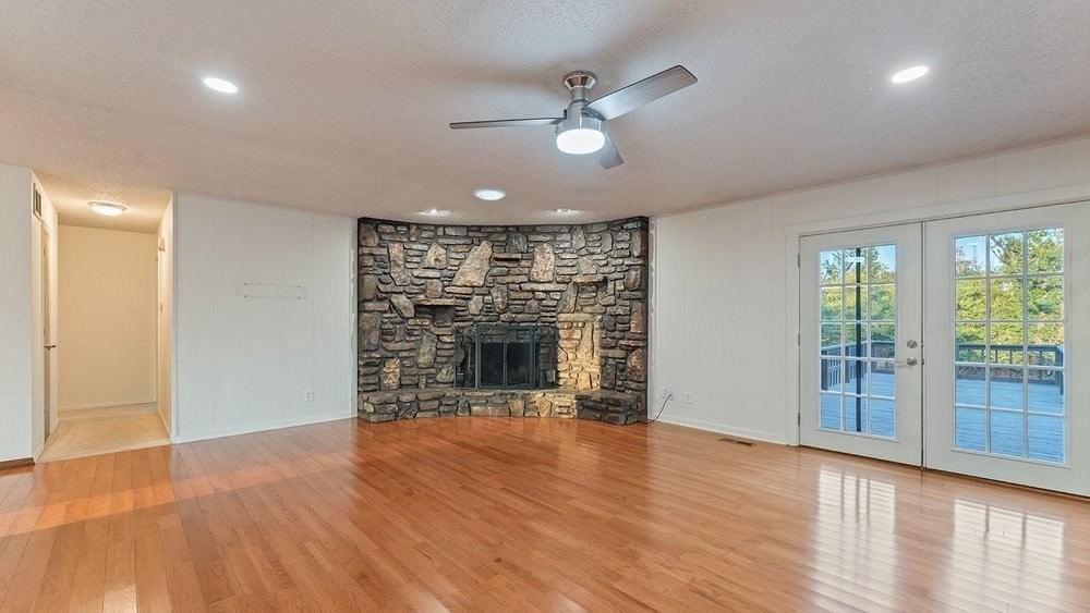 403 S 37th St - Photo 6 of 24