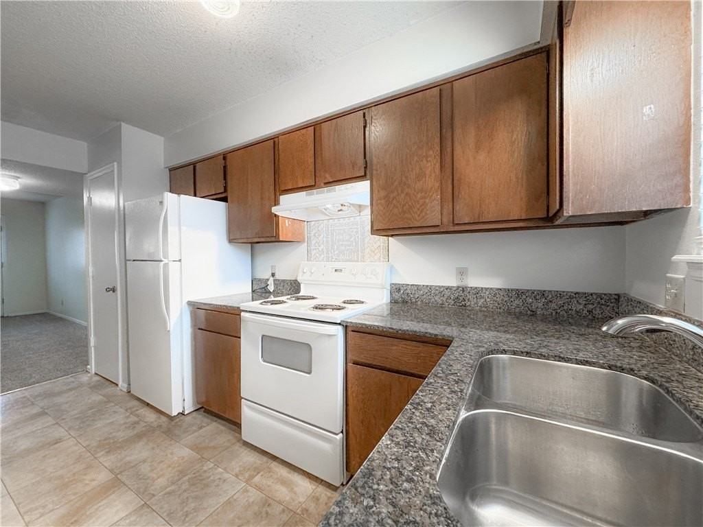 4114 N Sunflower Cir - Photo 5 of 14