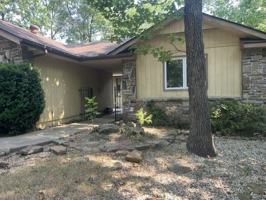 featured image of 1 Curry Ln