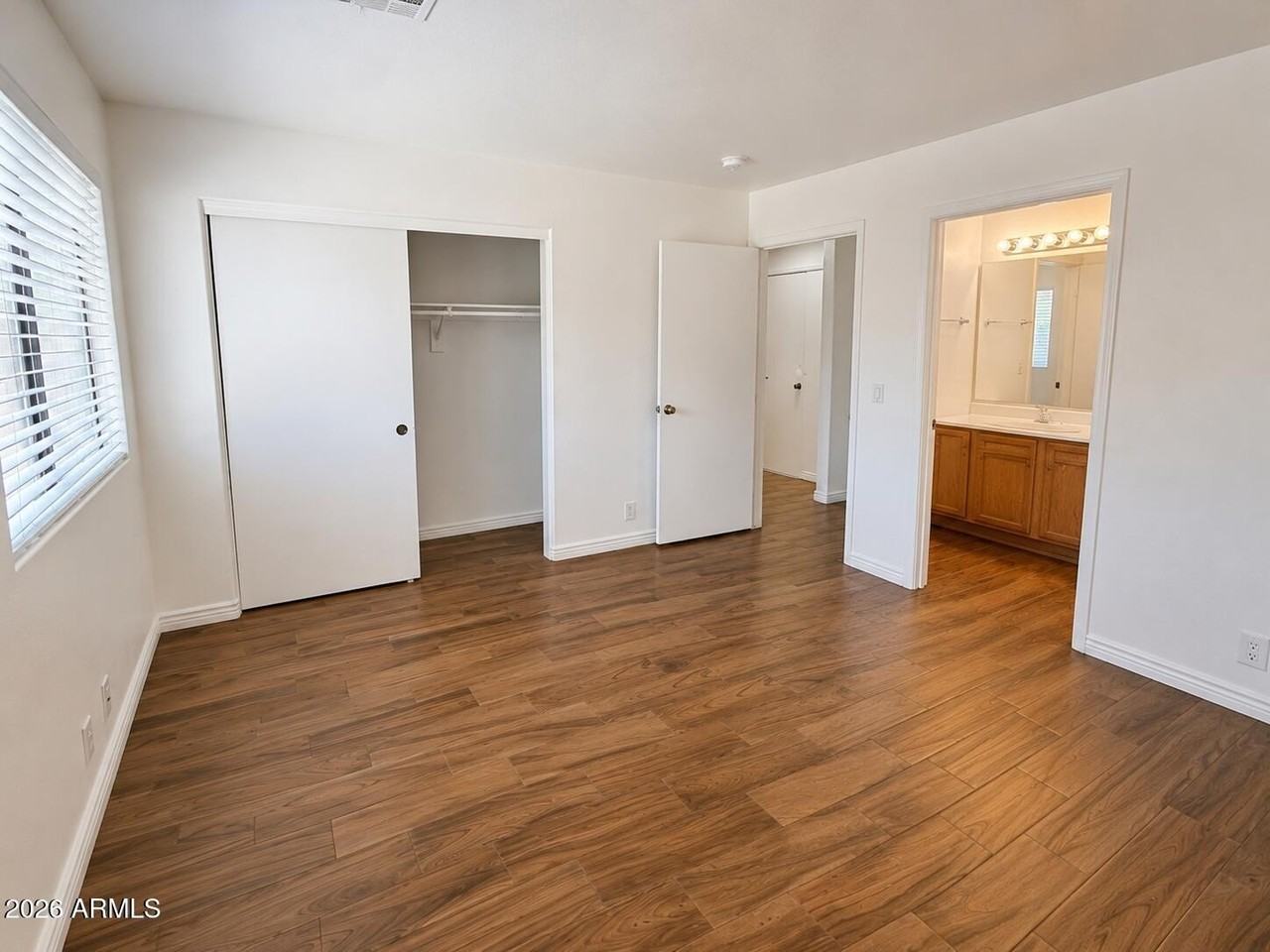 16538 N 158th Ave - Photo 7 of 16