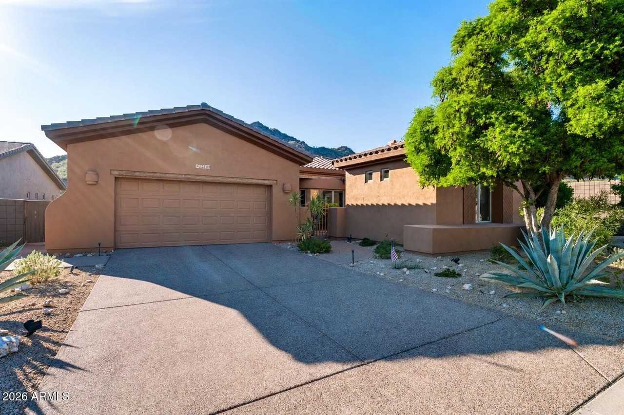 12704 N 145th Way - Photo 3 of 50