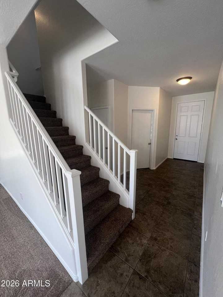 45143 W Woody Rd - Photo 6 of 32