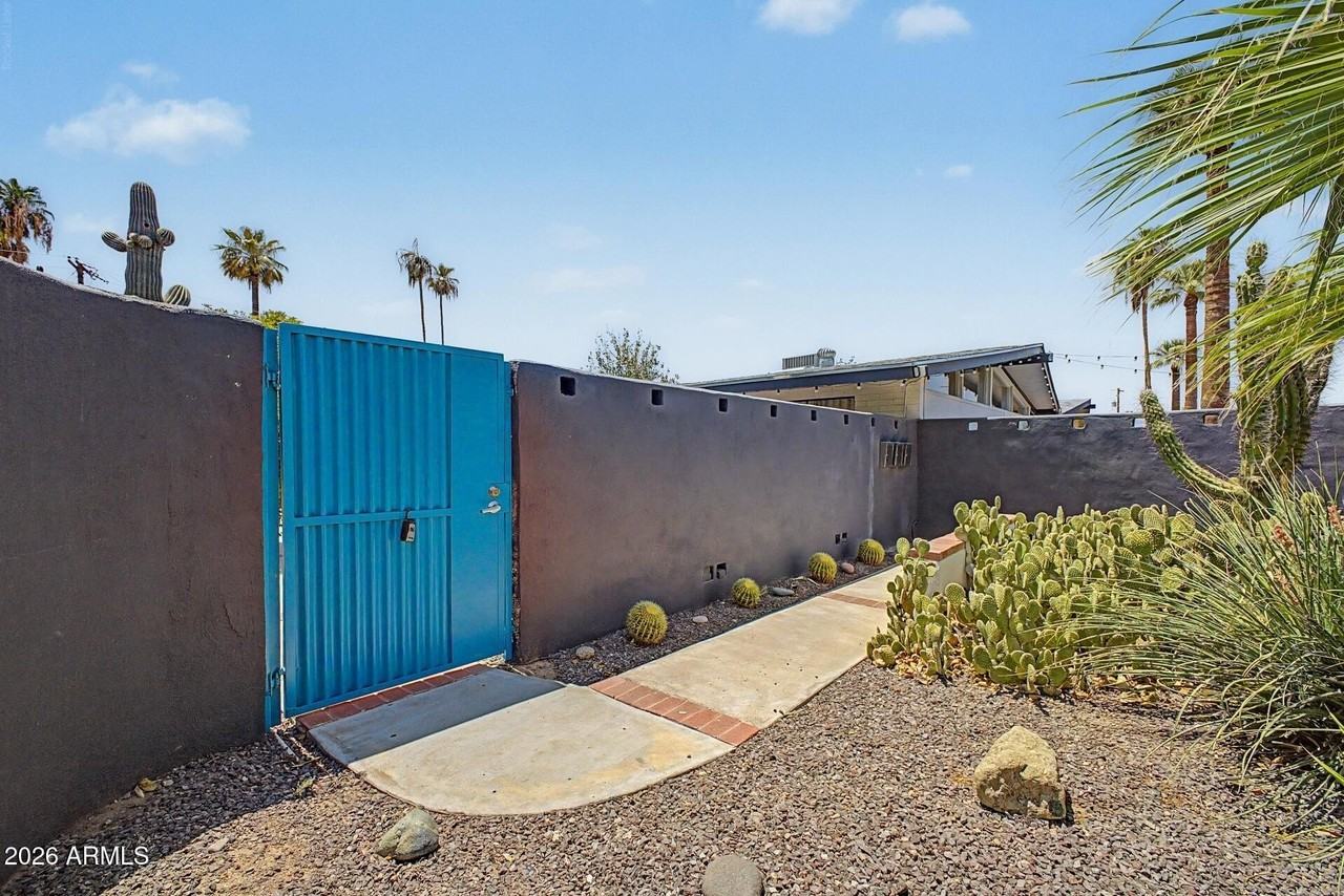 2727 E Montecito Ave #1 - Photo 7 of 7