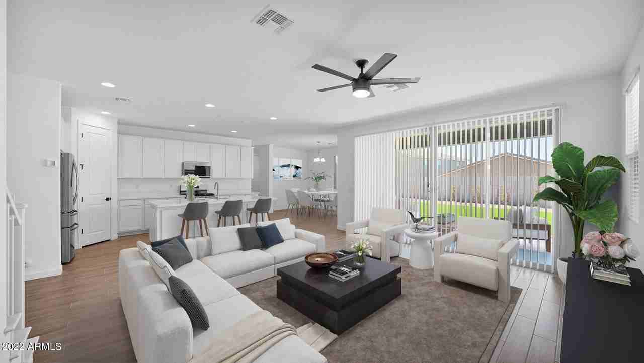 13407 W Rowel Rd - Photo 7 of 50