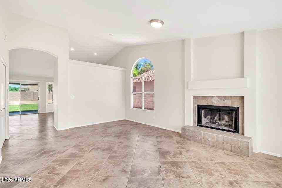 5910 W Commonwealth Ave - Photo 7 of 42