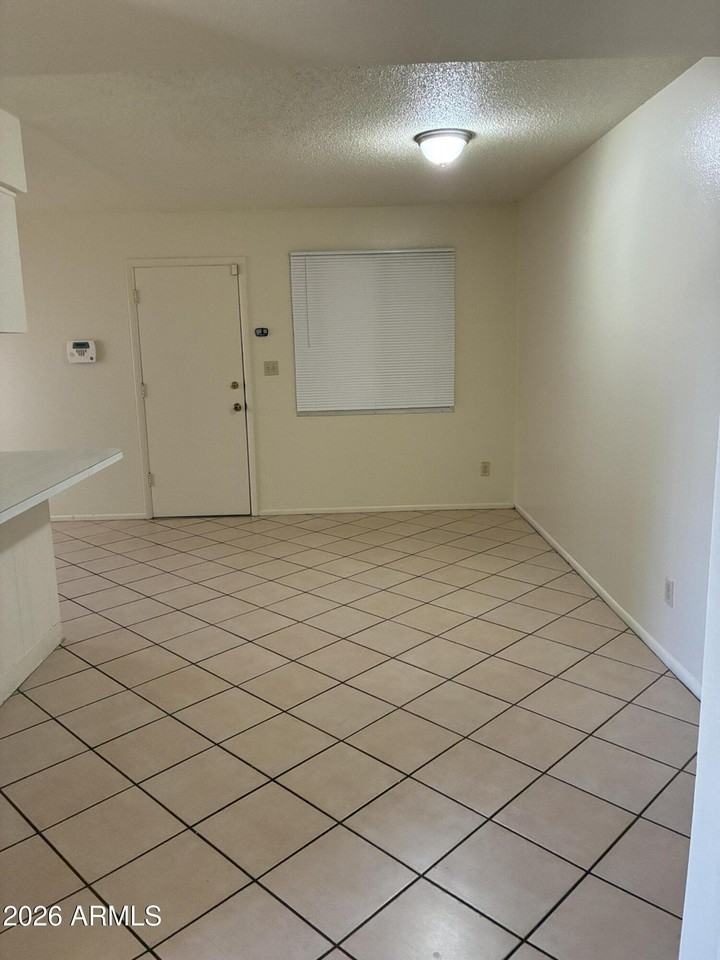 1439 W Huntington Dr - Photo 5 of 28