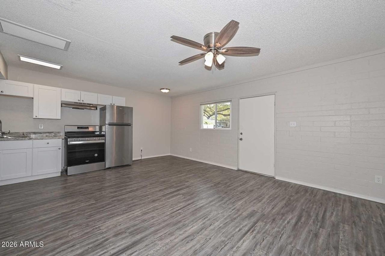 730 E Siesta Dr #1 - Photo 2 of 9