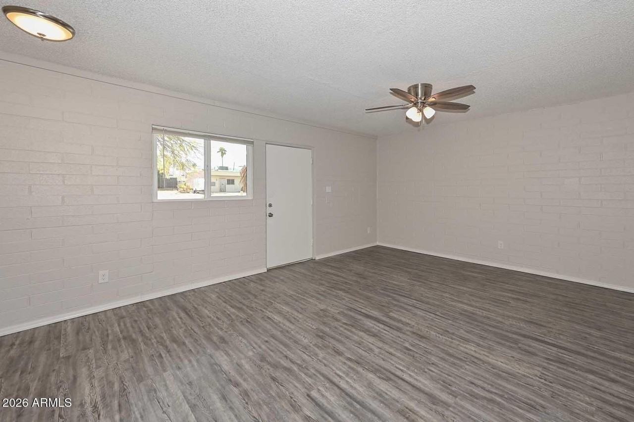 730 E Siesta Dr #1 - Photo 3 of 9