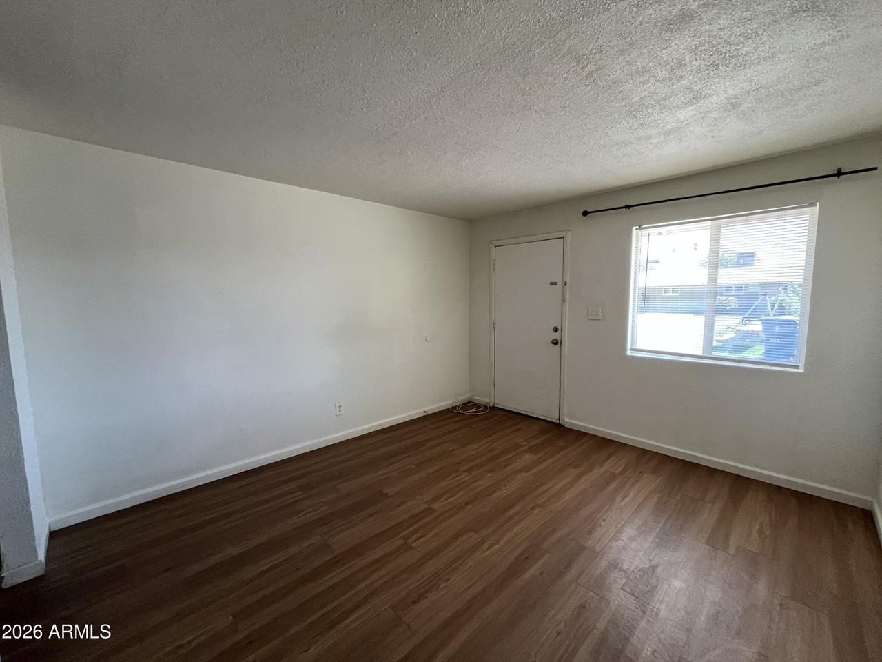 371 N Nevada St - Photo 2 of 9
