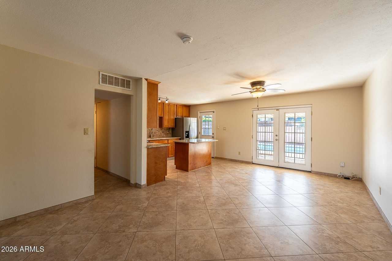 8303 E Glenrosa Ave - Photo 4 of 21