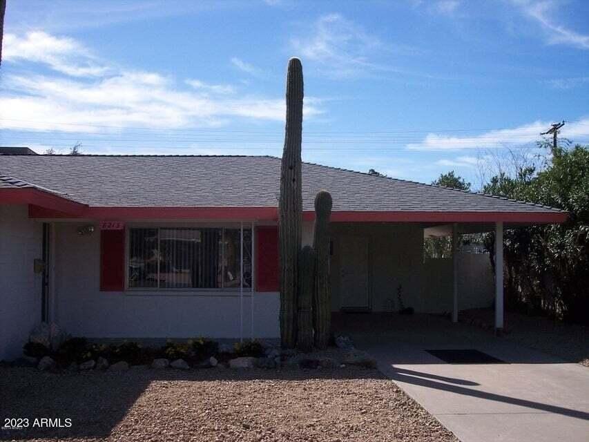 8213 E Northland Dr - Photo 3 of 15