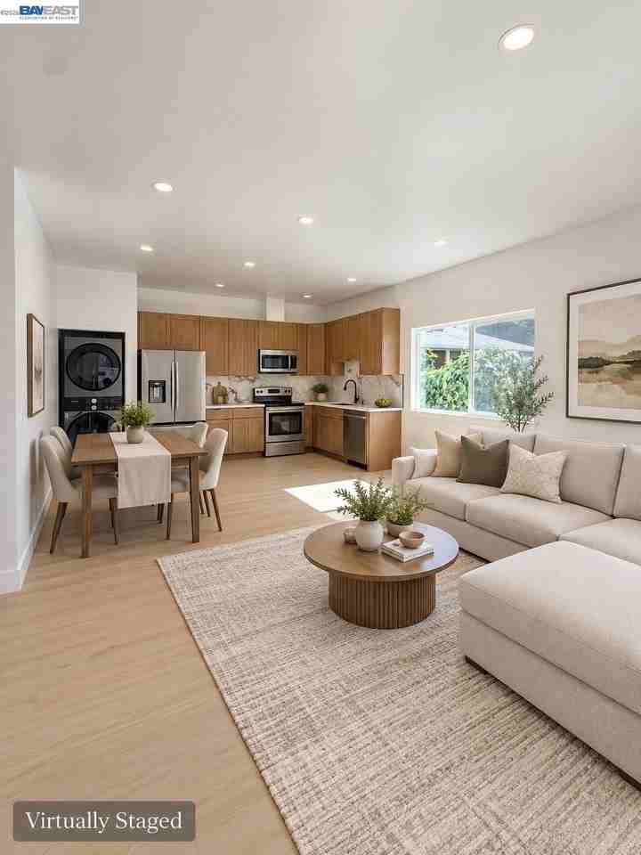 22639 6th St - Photo 7 of 32