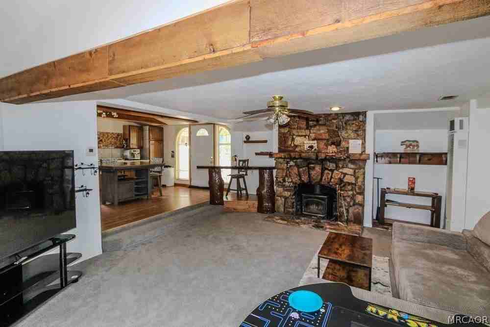 44644 Barton Ln - Photo 3 of 21