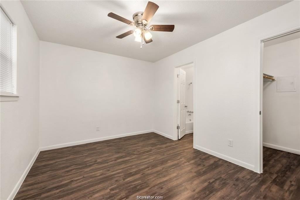 4309 College Main St #4 - Photo 5 of 8