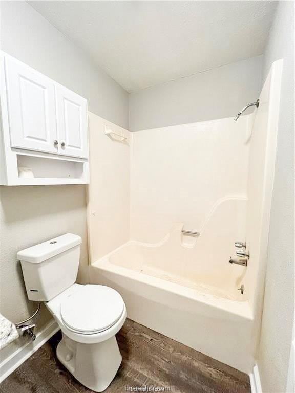3802 College Main St #8 - Photo 6 of 11